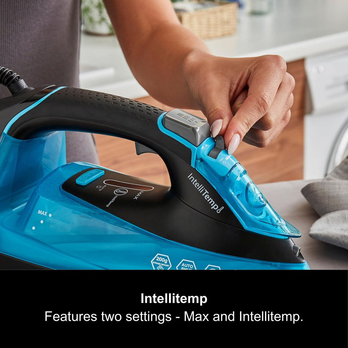 Morphy Richards Crystal Clear Steam Iron 2400W